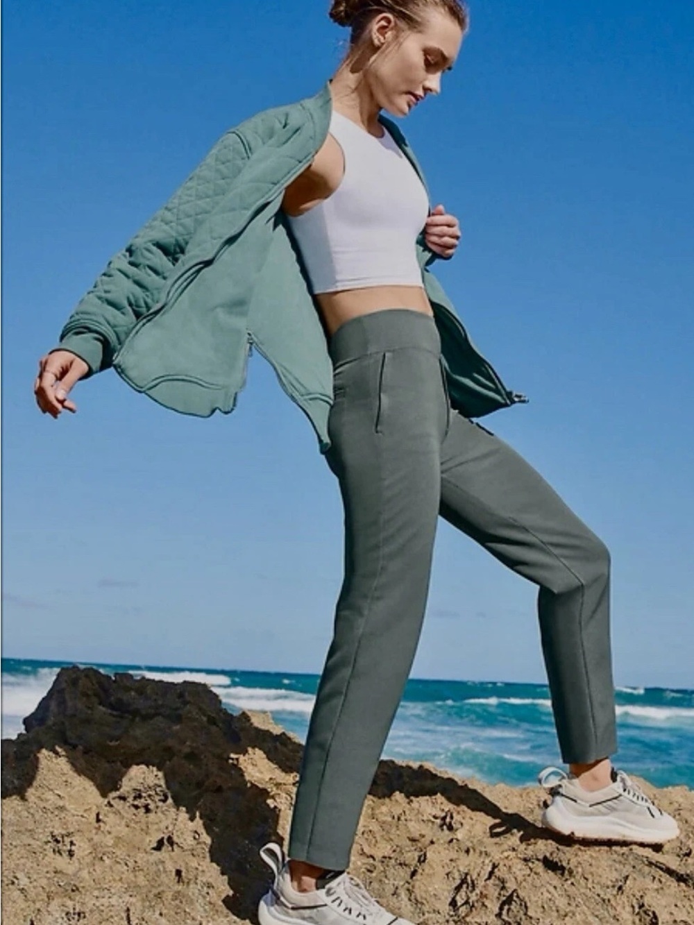 Women’s Athleta Endless Pant High-Waist Straight Leg Pants in Sage Green